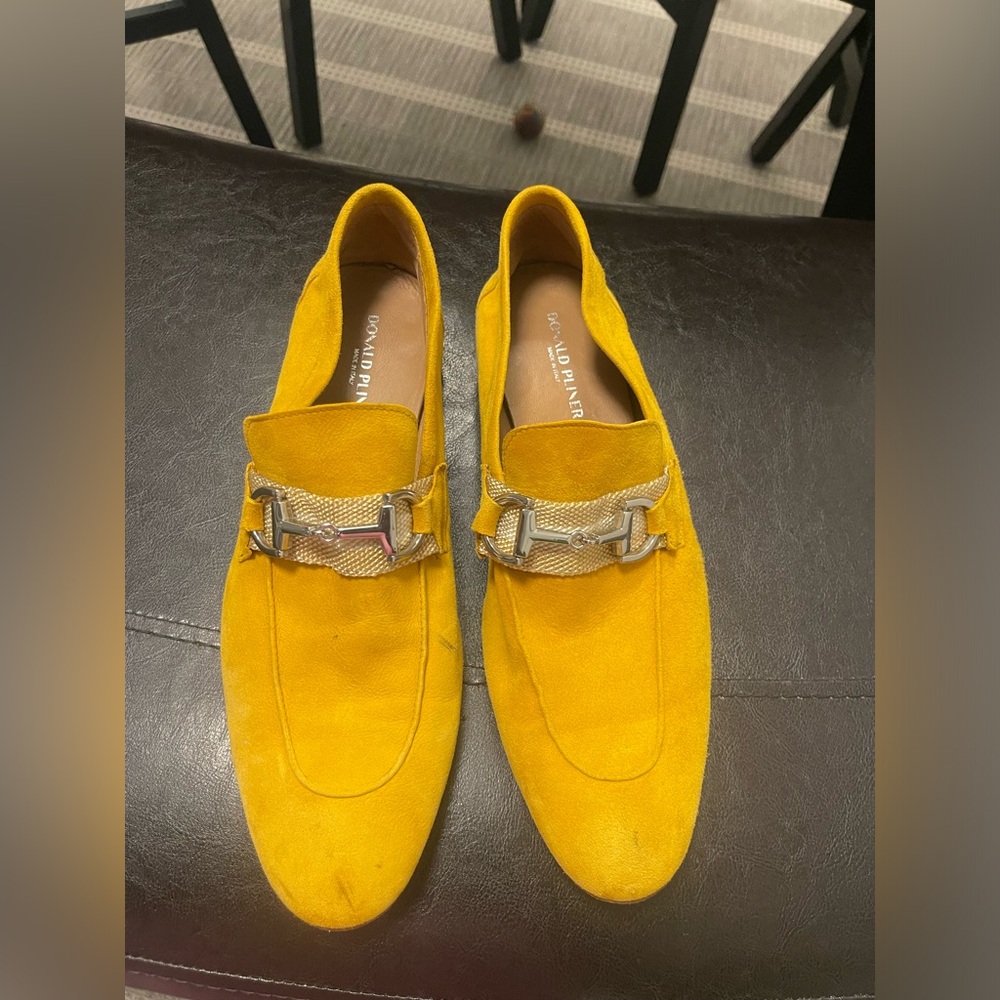 Donald J Pliner men Yellow suede leather Loafers Sz 10 M